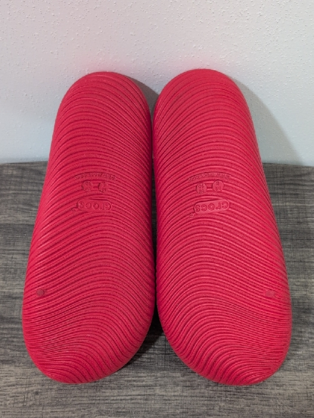 CROCS Red Slide Clogs - Picture 2 of 4